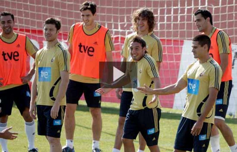 La selección española insiste en el toque de balón en sus entrenamientos