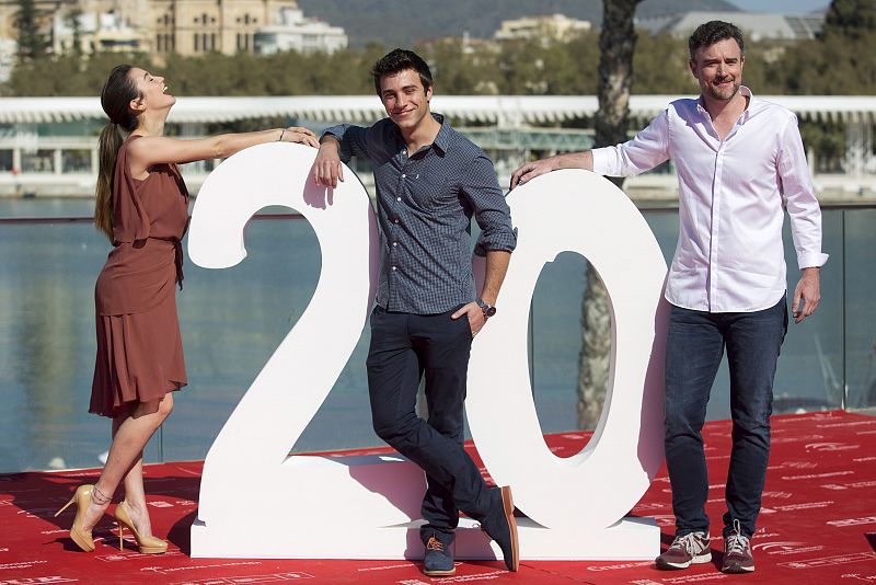 Esteban Crespo lleva el primer amor adolescente arrebatador con 'Amar' al Festival de Málaga