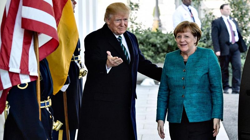 Trump y Merkel marcan distancias en comercio e inmigración, pero acercan posturas sobre la OTAN y Ucrania