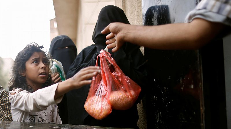 La comunidad internacional tiene tres meses para frenar la hambruna en Yemen y Somalia, según Cruz Roja