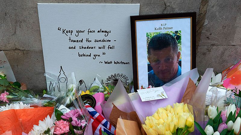 Keith Palmer, el policía desarmado que hizo frente al terrorista, y las otras víctimas del ataque