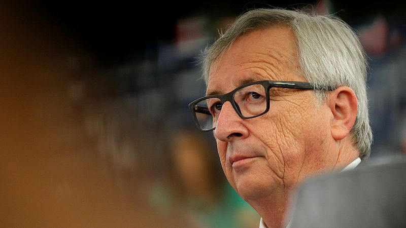 Juncker asegura que Reino Unido deberá pagar "alrededor" de 60.000 millones de euros a la UE por el 'Brexit'