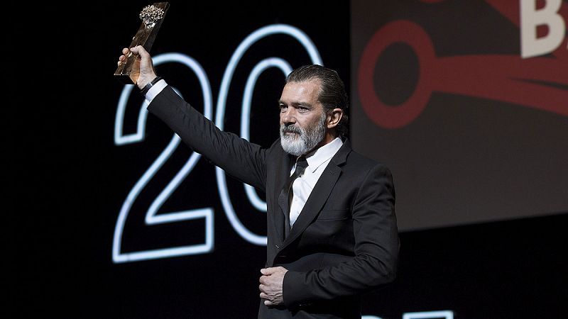 Antonio Banderas recibe la Biznaga de Oro honorífica: "Lo mejor está por venir"