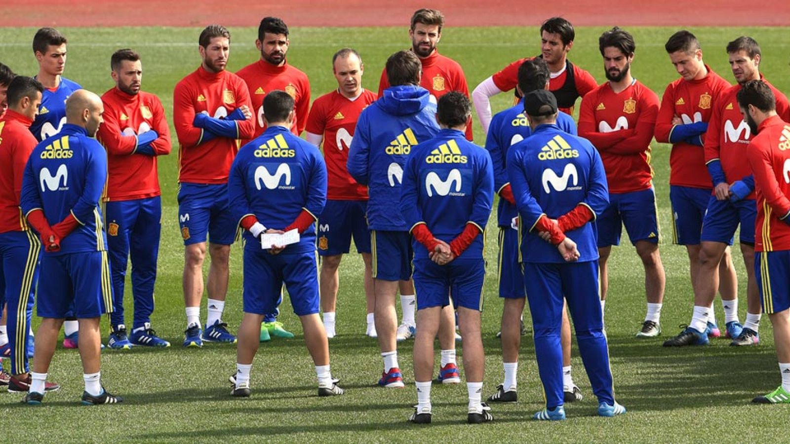 España gana el histórico de enfrentamientos a Francia - Informativo 24h | Ver