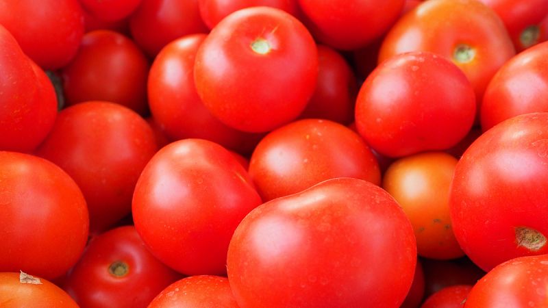 Cuanto más rojos, lisos y redondos sean los tomates, mayor es su poder contra el cáncer de colon