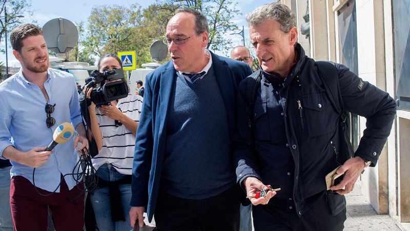Los peritos de la Fiscalía y del presidente de Murcia se ratifican ante el juez en sus informes