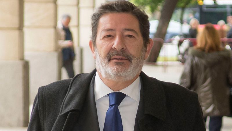 Piden 14 años para el exdirector andaluz de Trabajo y su chófer, que usaron dinero de los ERE en cocaína