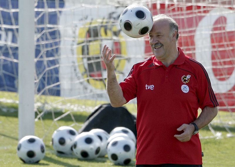 Del Bosque: "Que el pasado nos refuerce pero que no nos debilite"