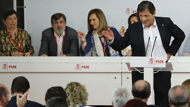 El PSOE fija el censo provisional para las primarias en 177.902 militantes, unos 20.000 menos que en 2014