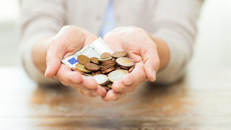 Los hogares ahorraron el 7,7% de su renta en 2016, la tasa más baja desde 2007