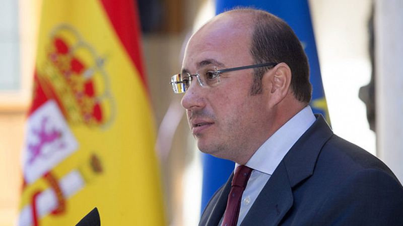 Dimite Pedro Antonio Sánchez como presidente de Murcia "para salvar a la Región del tripartito"
