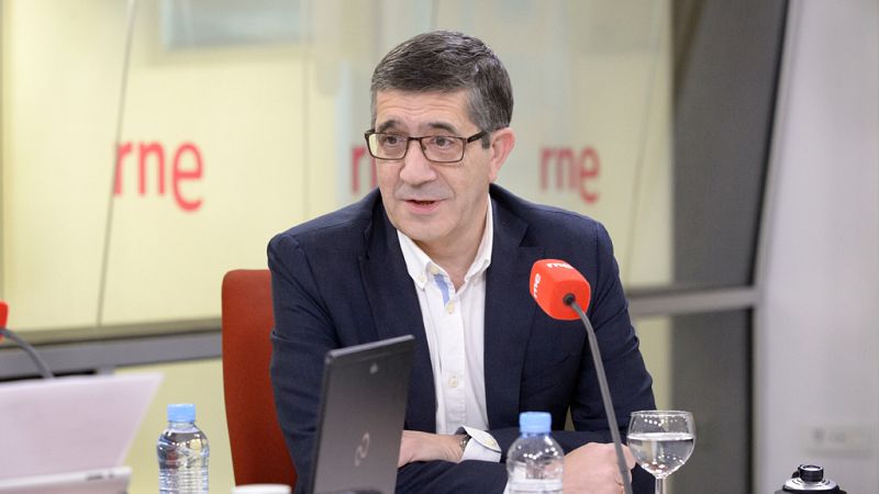 Patxi López: "Cuanto más nos peguemos, peor para el PSOE"