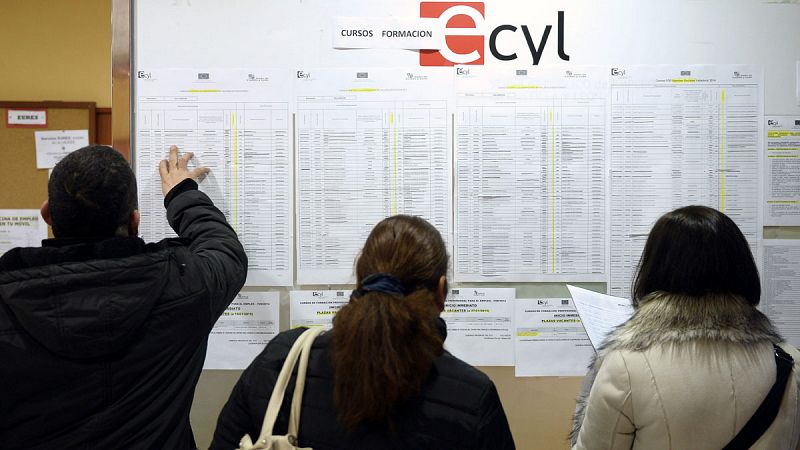 Los presupuestos de 2017 rebajan la partida para cubrir el desempleo y aumentan la de fomento del empleo