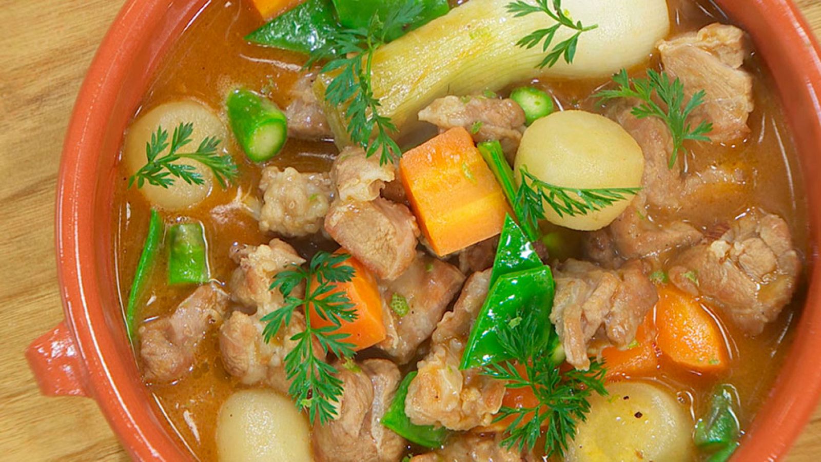 Torres en la cocina - Caldereta de cabrito con verduras de primavera