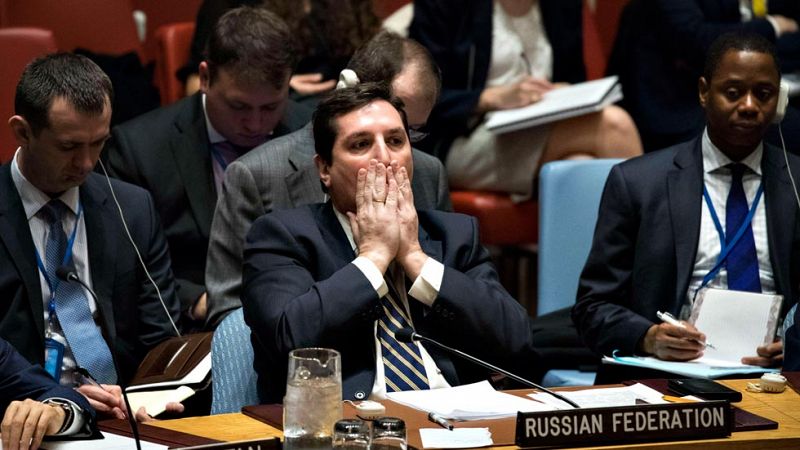Rusia frena la condena del ataque químico de Siria en la ONU y EE.UU. amenaza con una respuesta unilateral