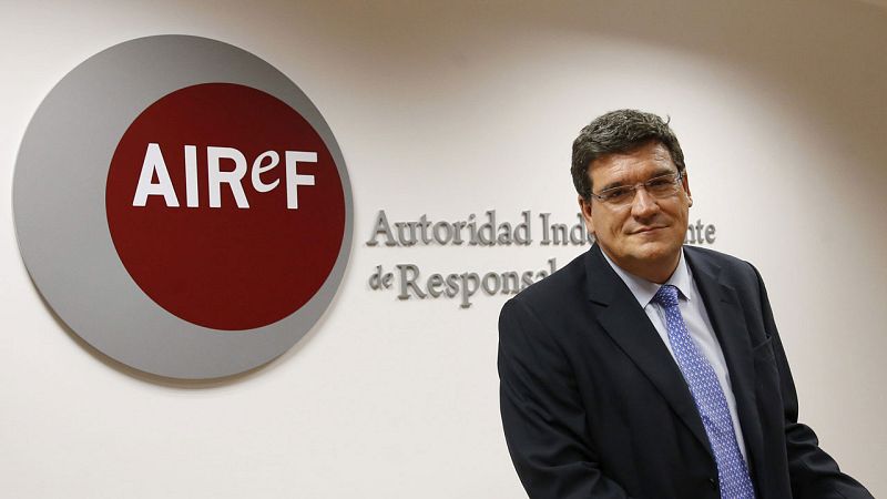 La autoridad fiscal alerta de un déficit estructural del 2,5% que puede hacer insostenible la deuda