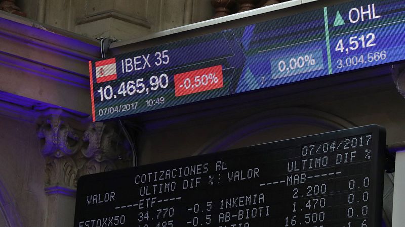 El IBEX cierra la semana por encima de los 10.500 puntos, en niveles de agosto de 2015