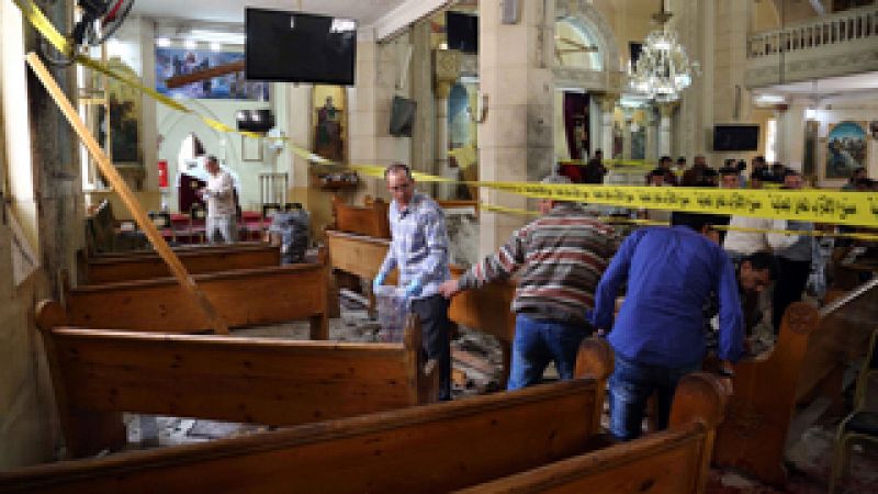 Al menos 43 muertos en un doble ataque del Estado Islámico contra iglesias en Alejandría y Tanta