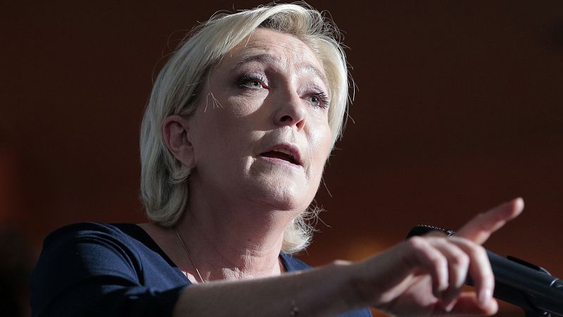 Críticas a la ultraderechista Le Pen por negar el papel de Francia en el arresto de judíos