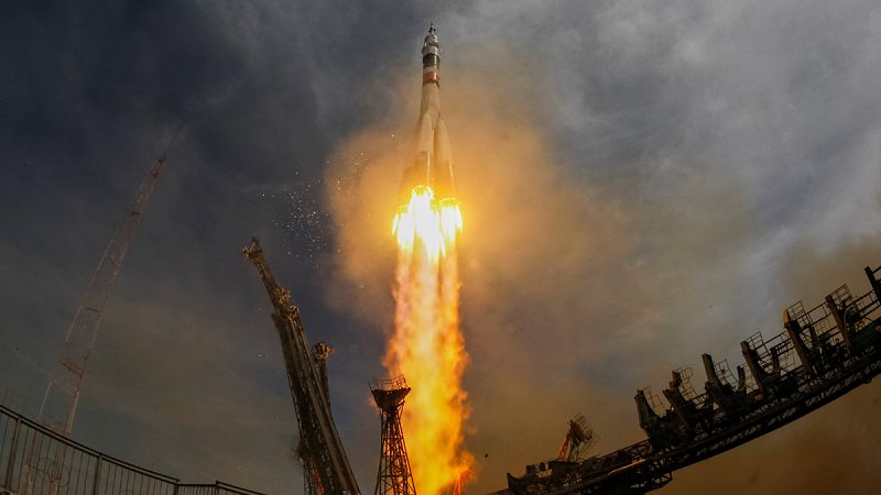 La nave tripulada rusa Soyuz MS-04 se acopla con éxito a la Estación Espacial Internacional