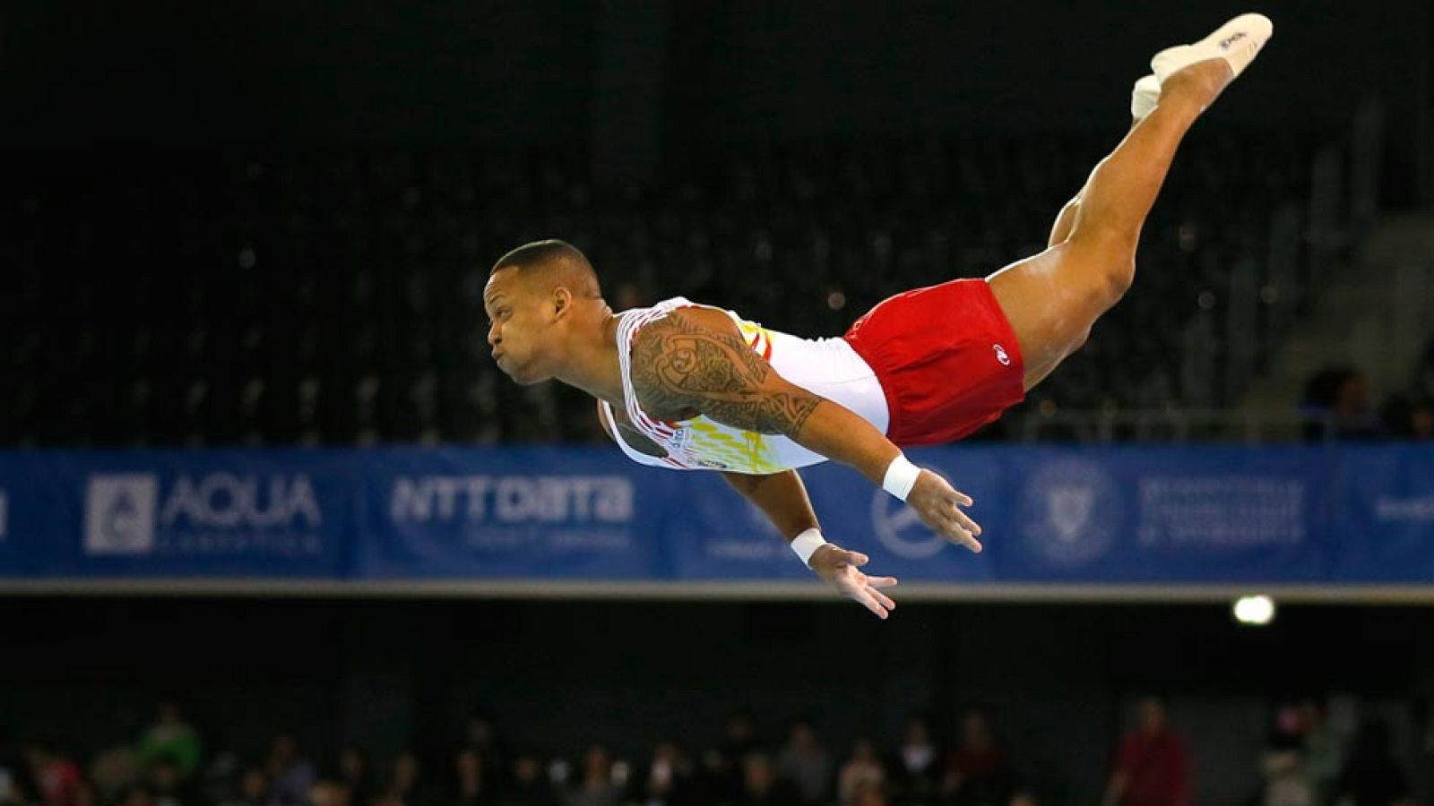 Zapata logra la sexta posición en la final de suelo en el Europeo de gimnasia artística | Ver