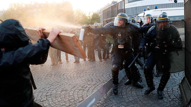 Nueve heridos y 29 detenidos en Francia en protestas contra el resultado de la primera vuelta electoral