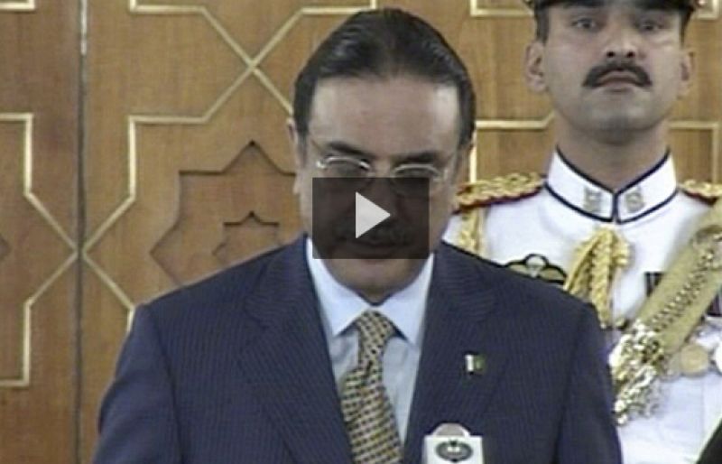 El viudo de Benazir Bhutto jura como nuevo presidente de Pakistán