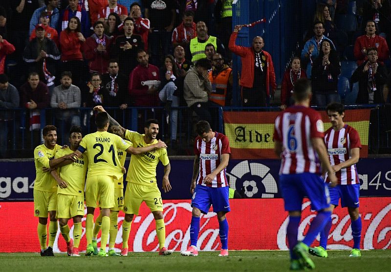 El Atlético pone el juego pero el Villarreal la eficacia