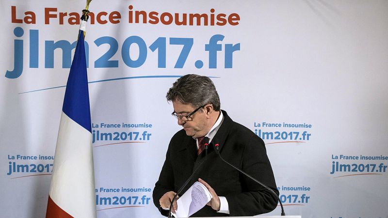 Mélenchon no contempla el apoyo a Le Pen como opción en su consulta a las bases