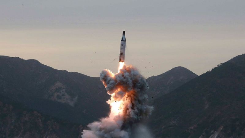 Corea del Norte realiza una nueva prueba de misiles fallida