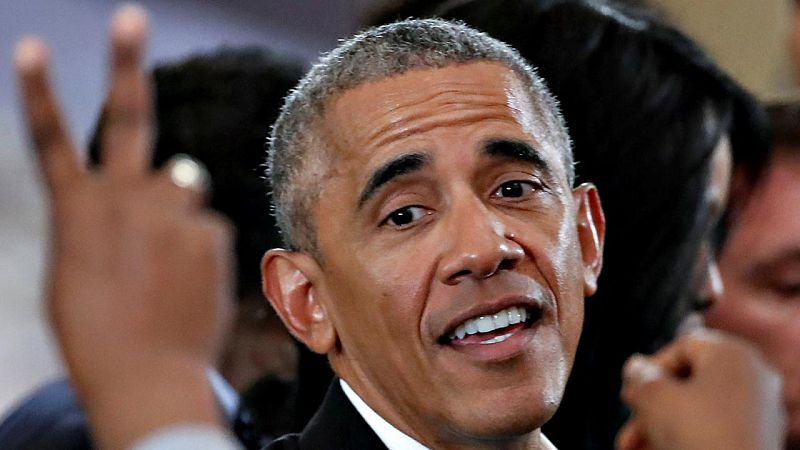 Obama respalda a Macron con un vídeo en el que alaba su compromiso con el futuro de Francia