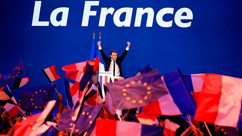 Europa hace suya la victoria de Macron y esquiva, de momento, el fantasma de la extrema derecha