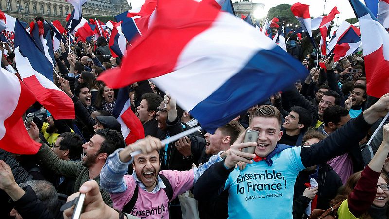 Macron concentra el voto anti Le Pen mientras la ultraderechista se afianza entre las clases populares