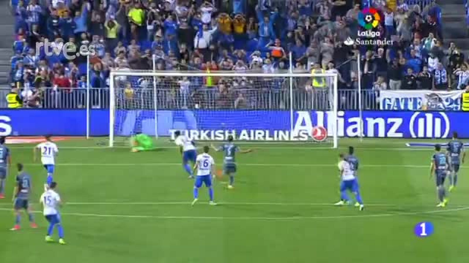 El Málaga volvió a lograr otra goleada. El Betis cierra jornada frente al Leganés. | Ver