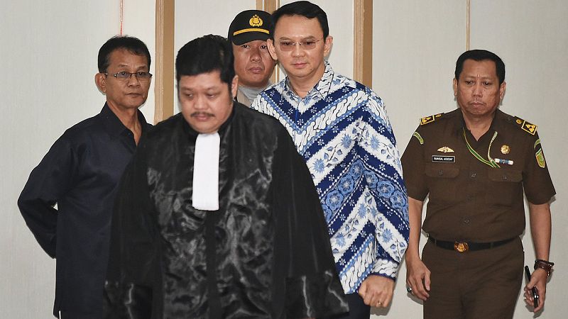 Condenado por blasfemia el ex gobernador de Yakarta