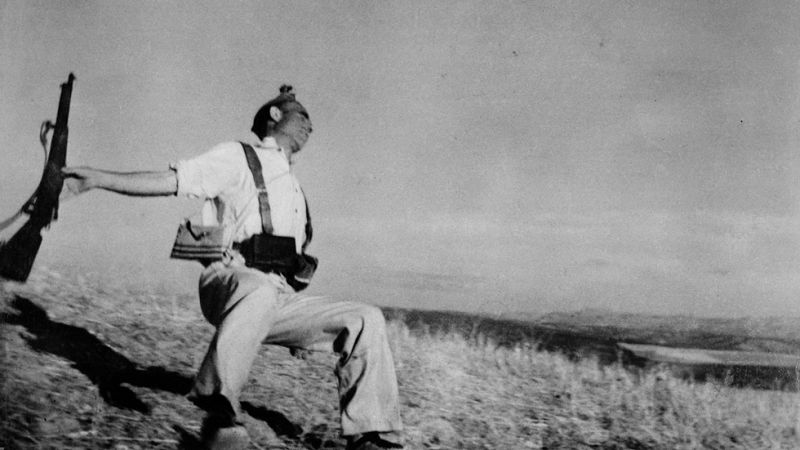 Cien años de Leica, la pequeña arma del fotoperiodismo