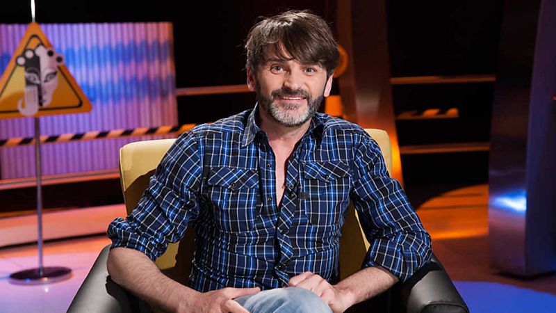 Fernando Tejero interpreta y produce "La cantante calva"