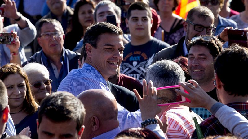 Sánchez propone reformar la Constitución para perfeccionar la plurinacionalidad de España
