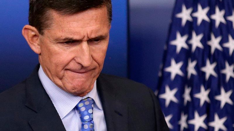 El Senado de EE.UU. exige a Flynn que entregue documentos relacionados con Rusia