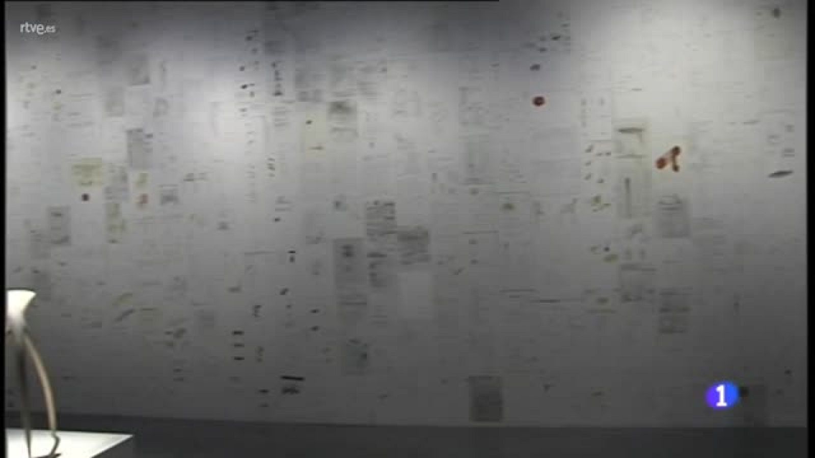 El Museo Pompidou de Málaga expone una muestra de Philippe Stark. | Ver