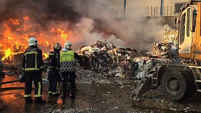 Memoria de delfín - Bomberos: todo a cambio de nada - 15/05/17 - Escuchar ahora