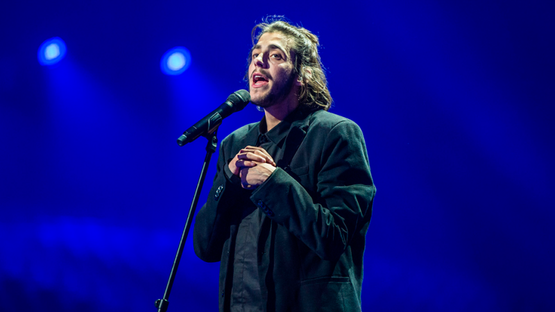 Portugal gana Eurovisión por primera vez en su historia con la delicadeza de Salvador Sobral