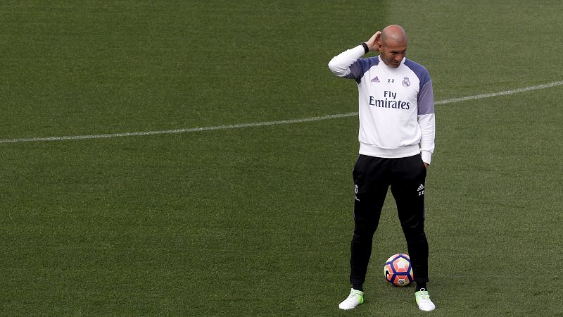 Zidane: "Tenemos que seguir hasta el último minuto del último partido"