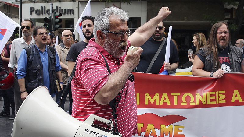 Grecia vive la primera huelga general contra los recortes posteriores al tercer rescate