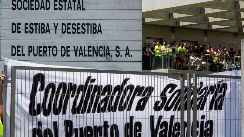 La Comisión Europea da por seguro que España pagará la primera multa por la estiba aunque avala la reforma