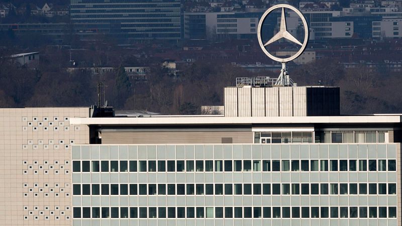 La Fiscalía de Stuttgart registra varias dependencias de Daimler en relación con el presunto trucaje de los motores diésel