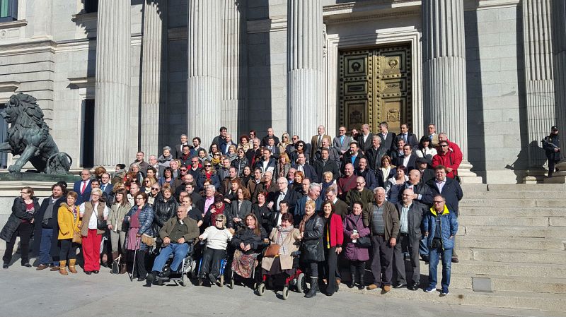 'Entre paréntesis', de Radio 5, galardonado en los XIX Premios Tiflos de Periodismo de la ONCE