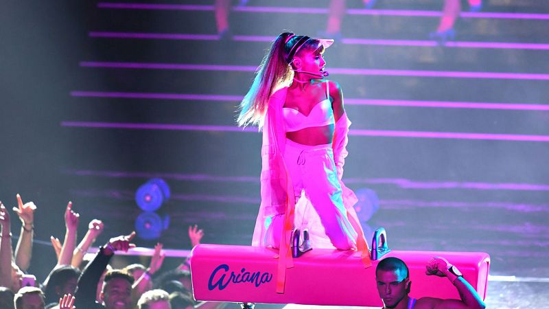 Ariana Grande promete dar un concierto benéfico en Mánchester para las víctimas del atentado