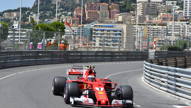 Raikkonen vuela en Mónaco y Sainz saldrá sexto