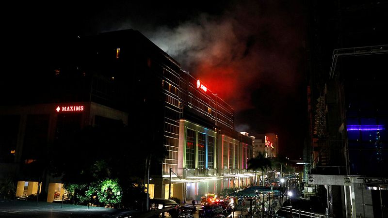 Un tiroteo obliga a evacuar un complejo hotelero en la capital de Filipinas